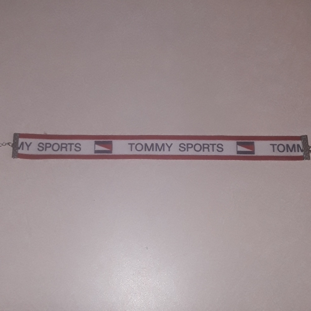 Tommy Hilfiger reworked choker